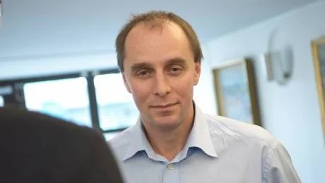 SVAG TILLVÄXT. Olle Holmgren, ekonom på SEB, tror på svag svensk tillväxt och en tung tid för industrin.Foto: Pressbild SEB