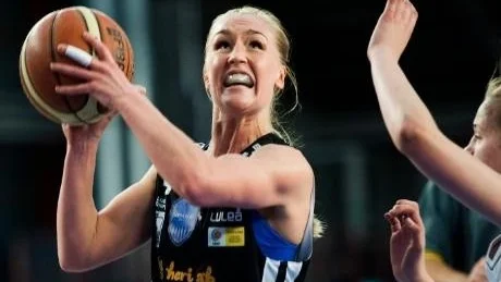 HÅRT JOBB. Frida Aili blev Northlands bästa poängplockare i krossen mot Visby.