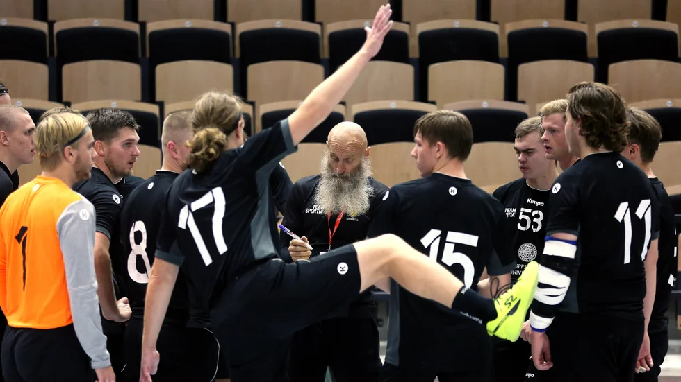 Nye tränaren Arnis Butans har varit en positiv injektion sedan han kom till klubben.