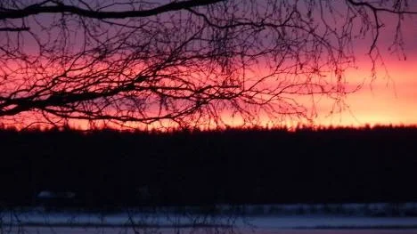 Eftermiddagsskymning vid strandpromenaden Kullen. Öjebyn.