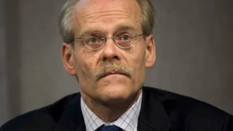 Riksbankens chef Stefan Ingves får inte slå av på takten när det gäller att sänka reporäntan. I morgon torsdag, kommer nya räntebesked.