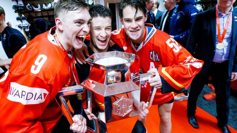 Då. I CHL-finalen var det Luleå Hockey som fick jubla. Nu väntar en repris på det mötet. Återstår att se vem som går vinnande ur den striden.