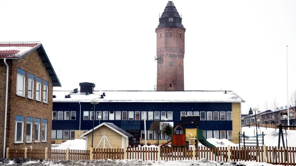 Språkskolan. Nu delar högstadiet lokaler med Tornedalsskolan.