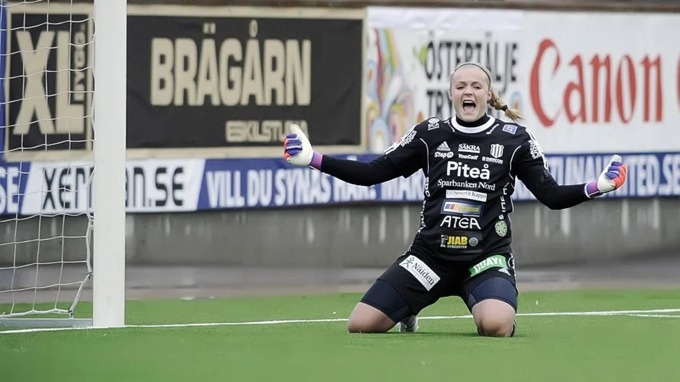 MÅLVAKT. Hilda Carlén höll nollan för Piteå IF mot engelska Chelsea.