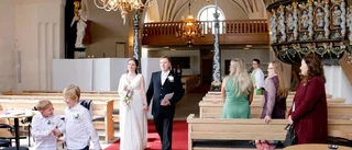 Allt fler gifter sig i kyrkan