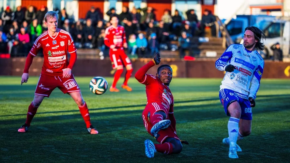 Piteås Kristoffer Thydell och Yanku Marrah.