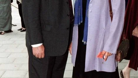 Agneta Bolme Börjefors var en av SVT:s mest kända programledare. Hon blev 67 år. Här ses hon tillsammans med sin bror, skådespelaren Tomas Bolme.