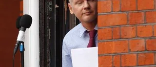 Låt Assange uggla på ambassaden