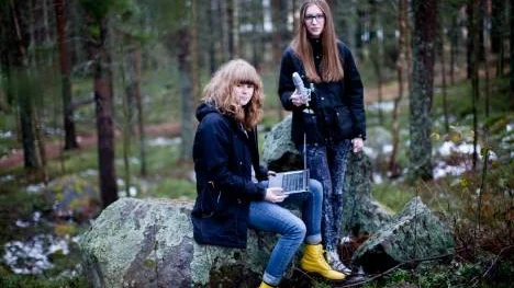 Sofia Sundström och Hanna Dahlbäcks podcast handlar om vardagliga saker och tankar.