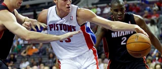 Jerebko stannar i Detroit