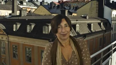 PRISTAGARE. Annika Thor sitter i Svenska barnboksakademien. För sin ungdomsbok Sanning eller konsekvens belönades hon med Augustpriset.