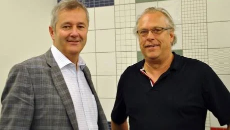 MODULUTVECKLARE. Milan Veljkovic, professor i stålbyggnad vid Luleå tekniska universitet och Part AB:s grundare Nils Lundholm utvecklar ett nytt byggkoncept av hus som är gjorda av moduler. Foto: Cecilia Ländin