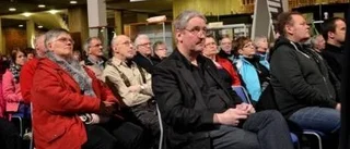 Fullt i stadshuset när landstinget bjöd in