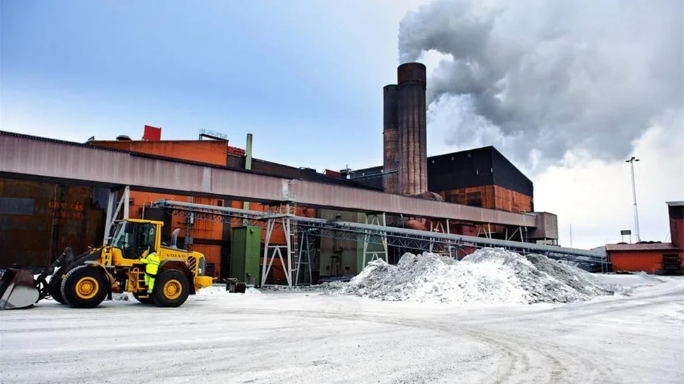 ANMÄLS. Länsstyrelsen har nu åtalsanmält LKAB sedan alltför höga utsläpp av stoft har konstaterats i bland annat Svappavaara. Foto: Mattias Forsberg