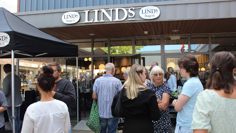 Under onsdagseftermiddagen var det officiell invigning av Linds bageri i Mjölby.
