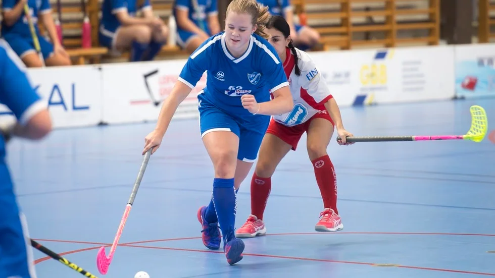 Moa Joonas från IFK Gnesta en av alla lokala spelarna som åker till Umeå direkt efter nyår.