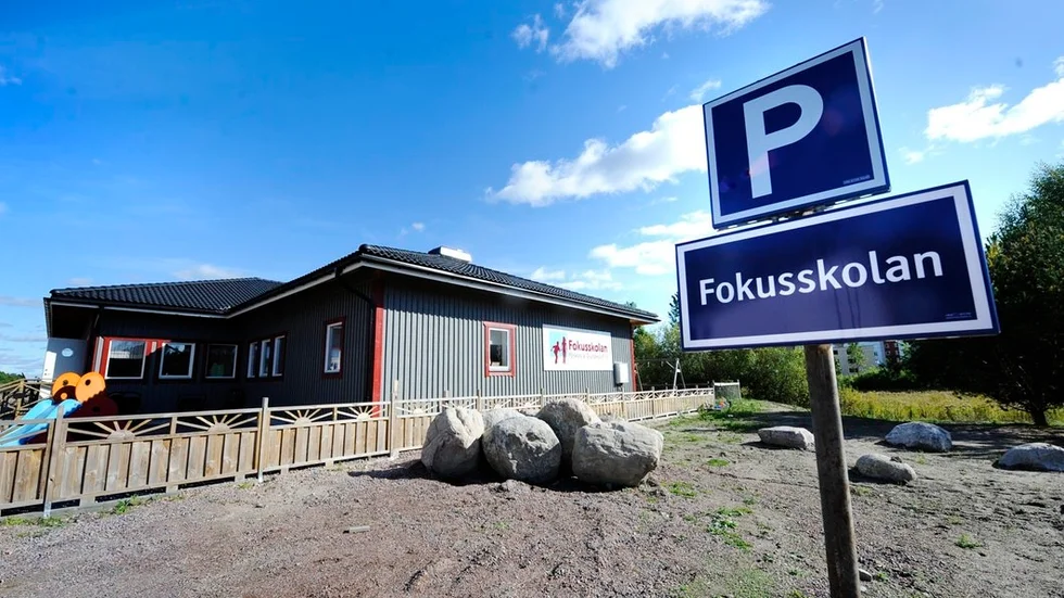 Fokusskolan i Nyköping tvingades göra om sina regler efter en granskning.