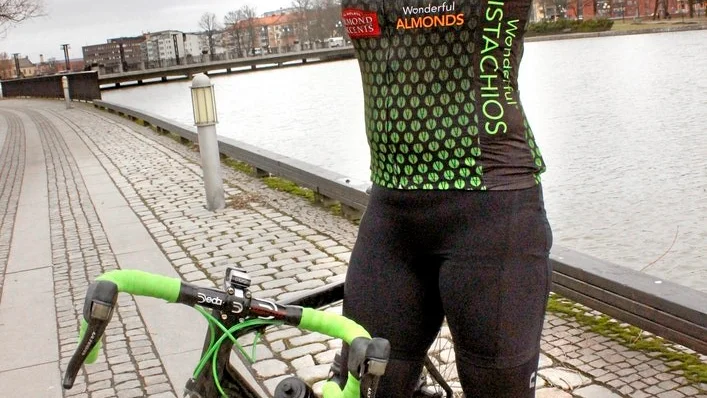 Ett helt nytt slag av rörelse, lovar cyklisten Anna Thor med sin inspirationshelg för blivande själsfränder. Kostnad? – Du bestämmer själv vad du vill betala och de pengarna går till barncancerfonden.