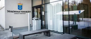 Döms för hot mot åklagare