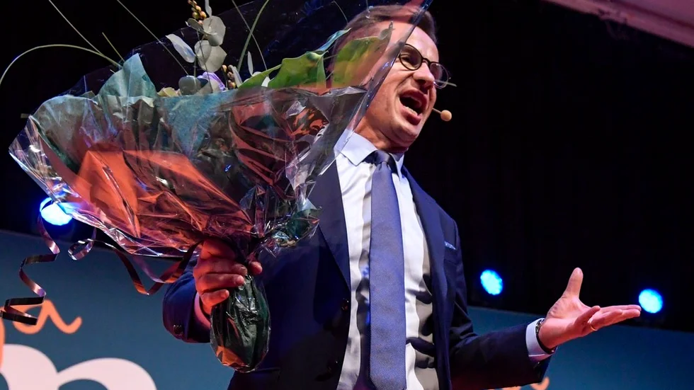 Ulf Kristersson bor i Strängnäs och är före detta truppgymnast i Eskilstuna.