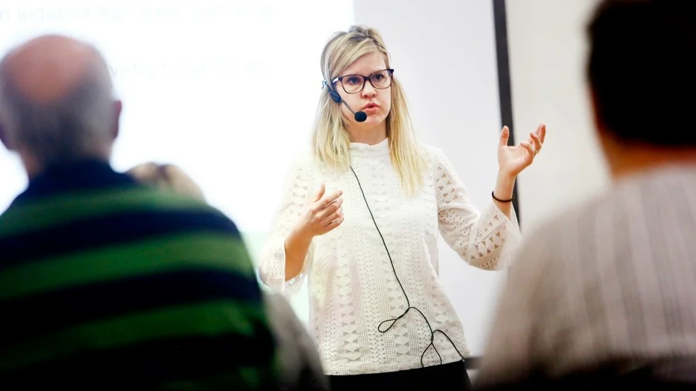 Lisa Friberg (S) tycker att fokusering på brott och straff alltid måste sammanföras med ett förebyggande jämställdhetsarbete.