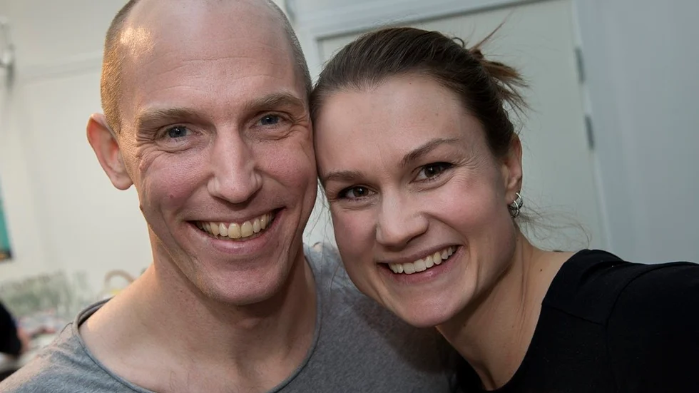 Paret Björn Ferry och Heidi Andersson har satt upp ett tufft klimatmål för sig själva: att vara fossilfria år 2025. De ställer krav på sig själva och omvärlden och verkar ha jättekul och leva gott på köpet.