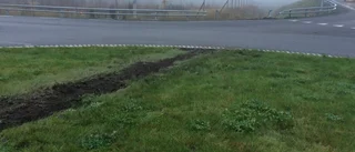 Man skadad i singelolycka