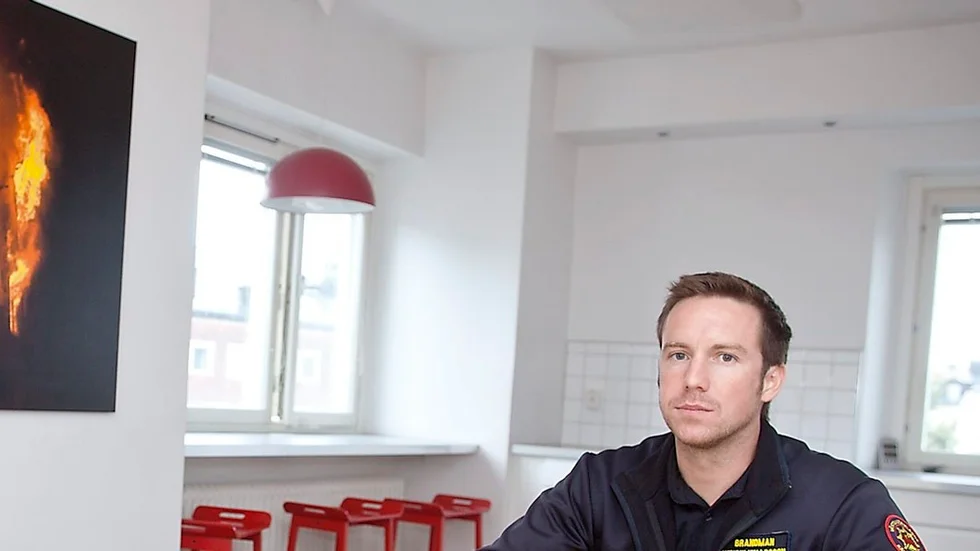 Henrik Ifvarsson, fackligt ombud för BRF tar strid för lokalt avtal för deltidsbrandmännen.