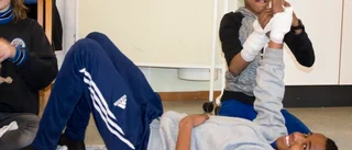 Fick lära sig första hjälpen i skolan - av Röda Korset