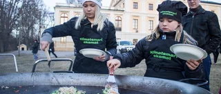 Earth hour firades med wok