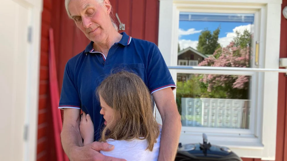 Sören Andersson, 66, anser att dottern Maria, 20, har behov av mer hjälp i hemmet än vad de får i nuläget.