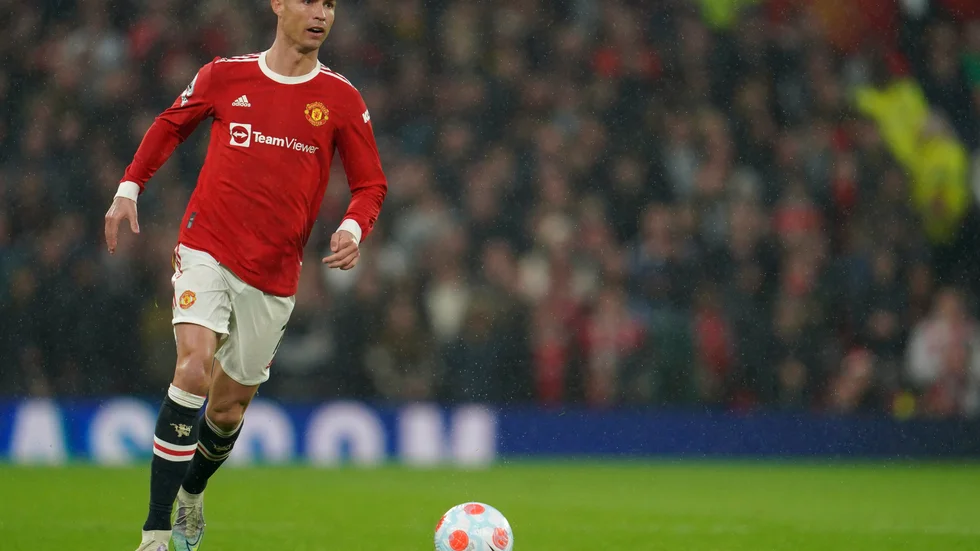 Cristiano Ronaldo och Manchester United har haft en tung start på säsongen. Glazerfamiljen uppges nu vara beredda att sälja en minoritetsandel i klubben. Arkivbild.