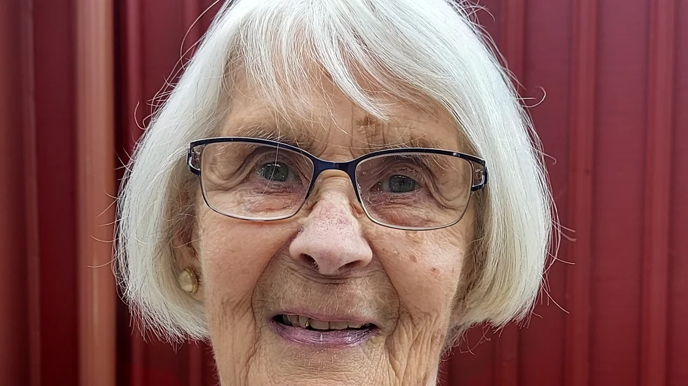 Hjördis Öster. 