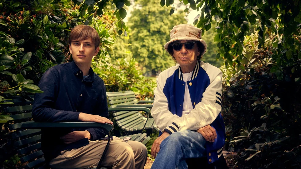 Magnus Uggla och Ruben Uggla skriver barnbok tillsammans. Pressbild.