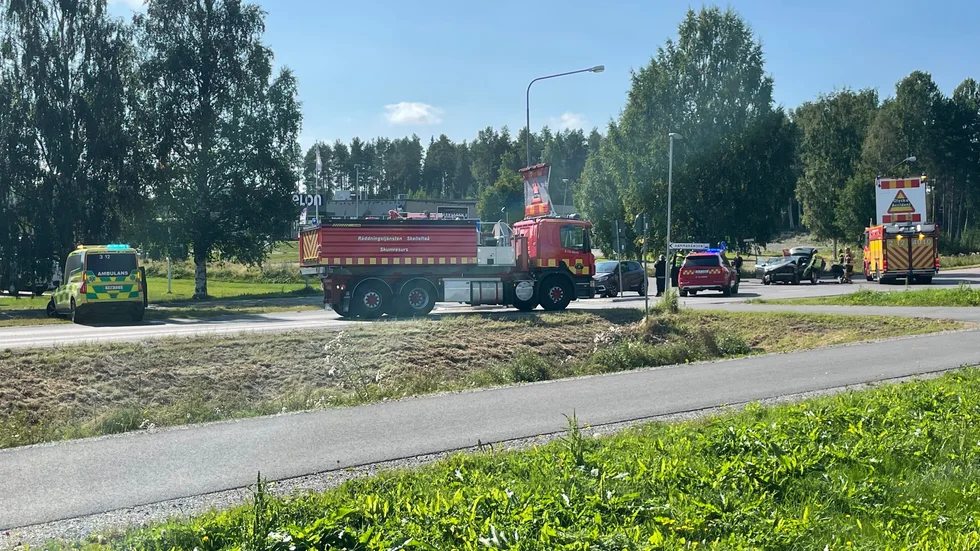 Två bilar inblandade i trafikolycka vid Hammarängen.