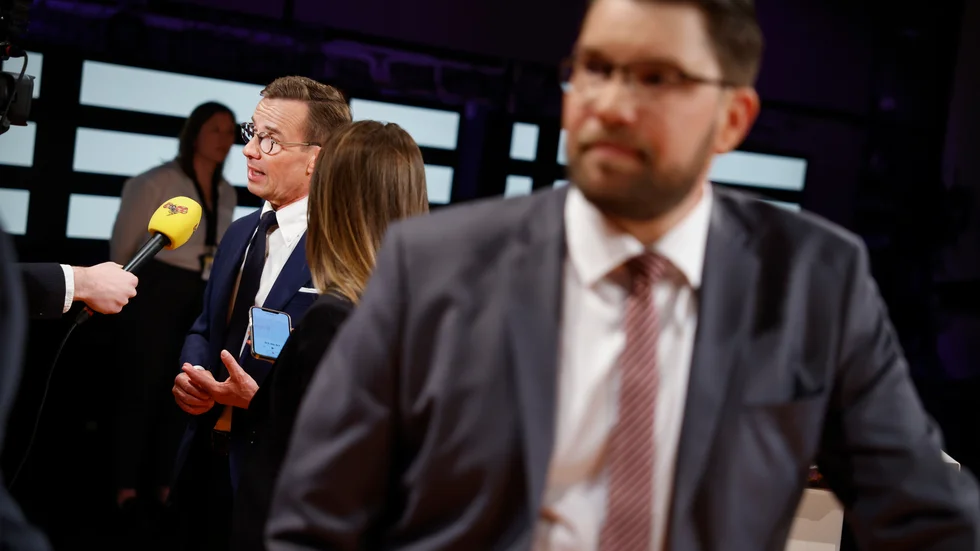 Kommer Ulf Kristersson (M) vara i bakgrunden av Jimmie Åkesson (SD) även efter valet?