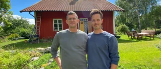 Kärlek vid första ögonkastet – sedan kom renoveringschocken ✓SVT-paret om husköpet: "Modernt Stockholms-syndrom"
