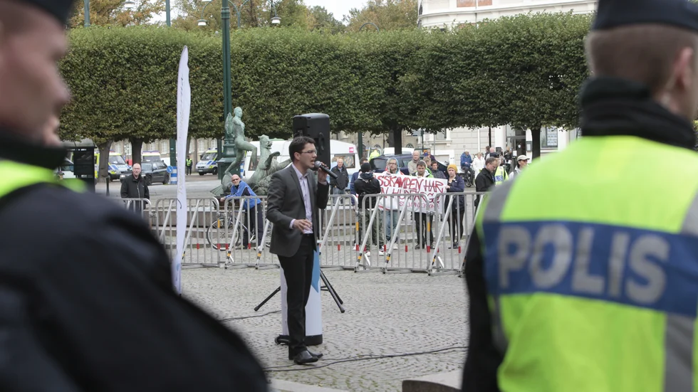 EXTREM. Sverigedemokraternas partiledare Jimmie Åkesson under ett torgmöte inför valet 2010.
