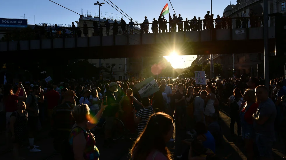 Demonstranter i Ungerns huvudstad Budapest i onsdags. Arkivbild.