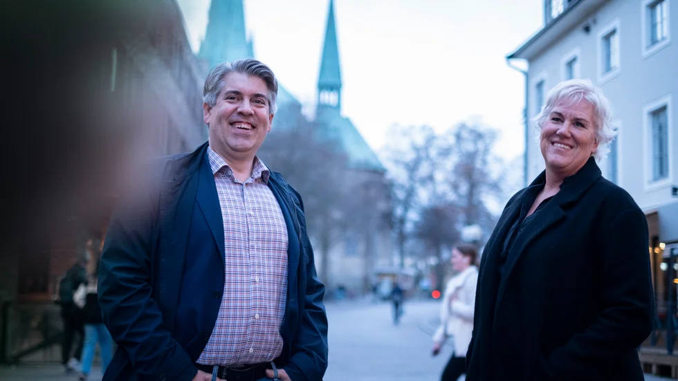 På tisdagens kommunstyrelsesammanträde går Niklas Borg (M) och Kristina Edlund (S) samman trots att deras nya styre ännu inte har tillträtt. Över 30 miljoner kronor fördelas som en engångssatsning mellan kommunens nämnder.