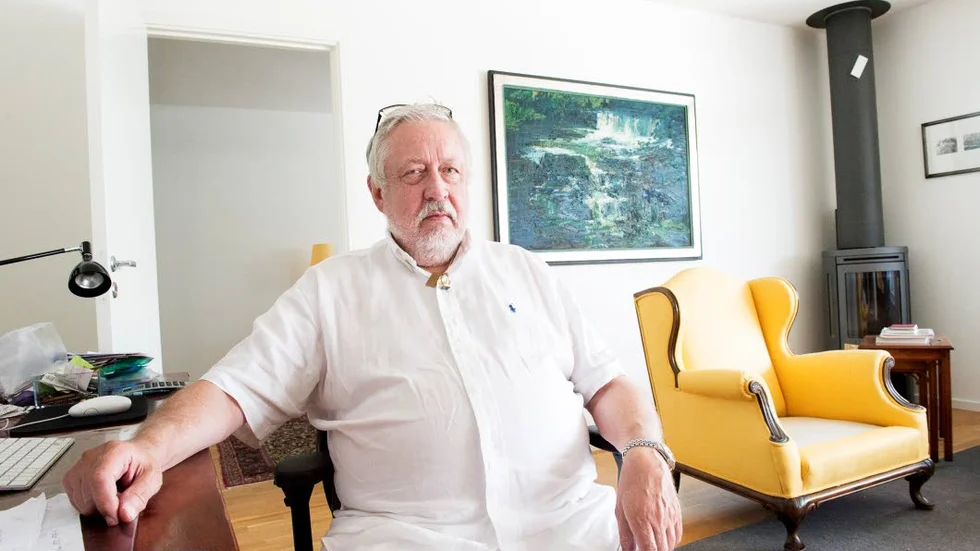 Fördömer. ”Vi vill inte ha andra kriminella som springer runt och kompenserar”, säger Leif GW Persson.