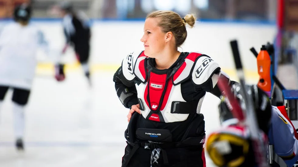 Kaptenen. Emma Eliasson blir den första som får bära C:et i Luleå Hockey/MSSK.