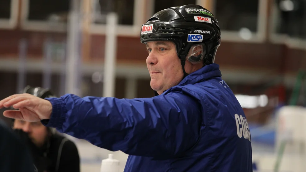 Tjust Bandys nya tränare Patrik Johansson vill se sitt lag spela en offensiv bandy och att man ska vara spelförande.