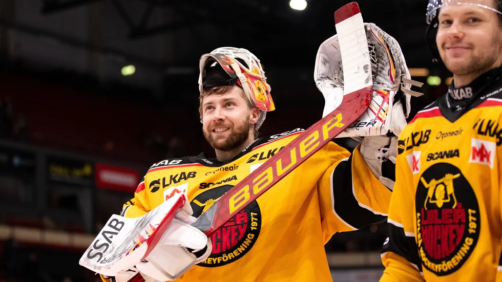 "Jag unnar verkligen honom det", säger Oscar Engsund om Joel Lassinantti – som precis som honom har blivit uttagen till Tre Kronor av Sam Hallam.