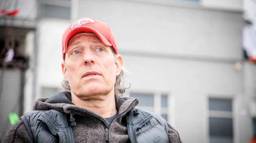 Bruno Lundberg önskar förvisso att Endre hade kommit längre i sin process än vad som är fallet, men att det handlar om att lita på det man gör och fokusera på att göra de små sakerna rätt.