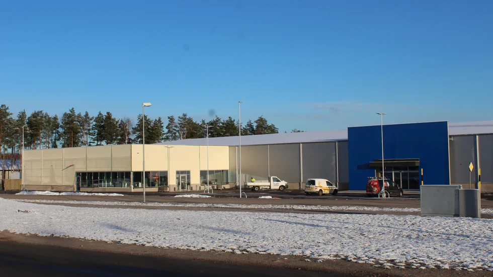 Här byggs nya Dollarstore i Västervik. Öppningsdatumet är spikat till 25 januari. 
