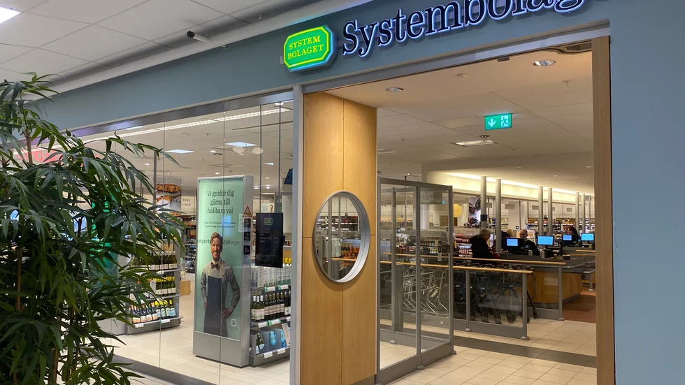 Färgskalan i Systembolagets butik i Galleria Tullporten kommer att förändras framöver. Rykten har det senaste året talat om en förestående flytt till Ljungheden, men det dementerade deras presstjänst i en tidigare artikel.