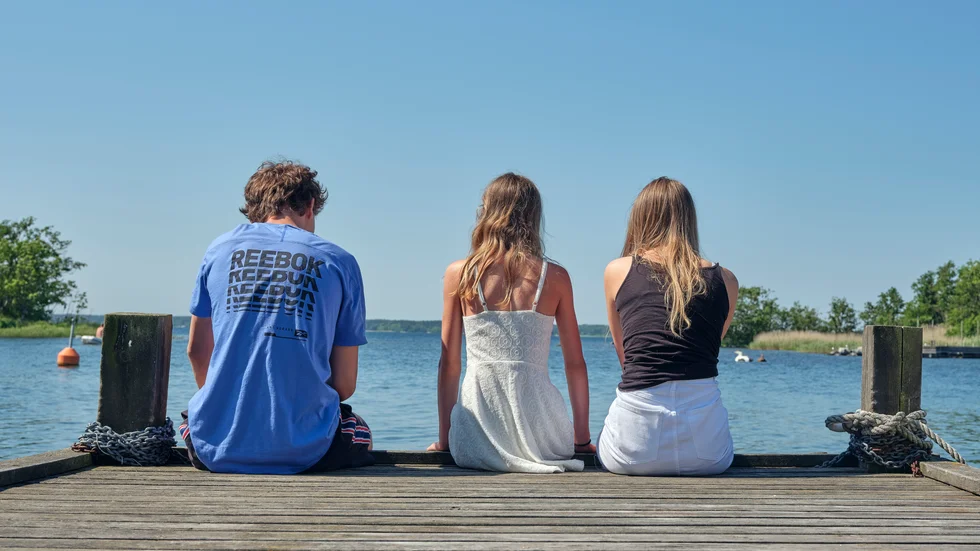 Generation Z har en mörk syn på samhällsutvecklingen – men en ljusare syn på sin egen framtid. Arkivbild.