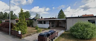65-åring ny ägare till kedjehus i Överum - 395 000 kronor blev priset