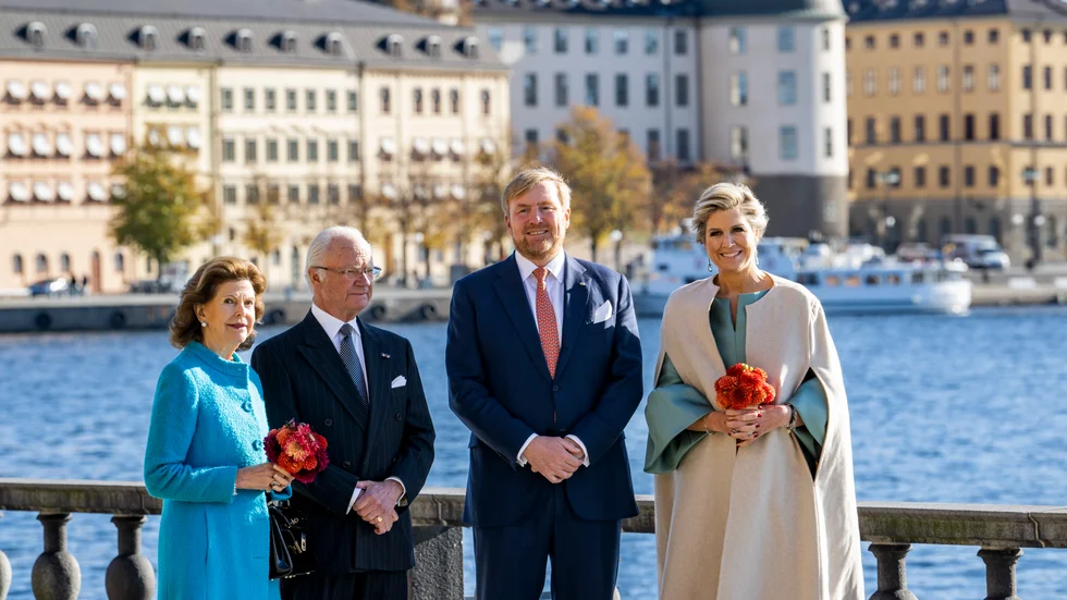 Tjocka släkten. Drottning Silvia och kung Carl Gustaf tillsammans med bryllingen kung Willem-Alexander av Nederländerna,  tillika Estelles gudfar, och drottning Máxima




